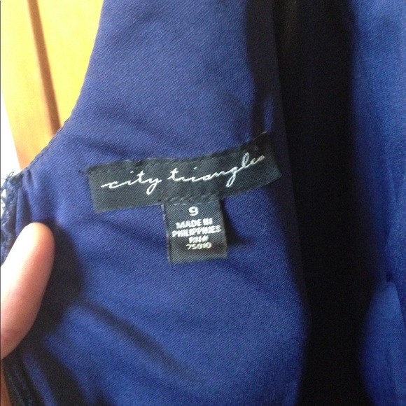 Navy blue lace and sparkle dress - Picture 3 of 3